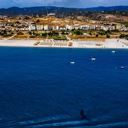 In Centraly Calabria, Ocean Sud Italy, Comfort * Badolato Marina